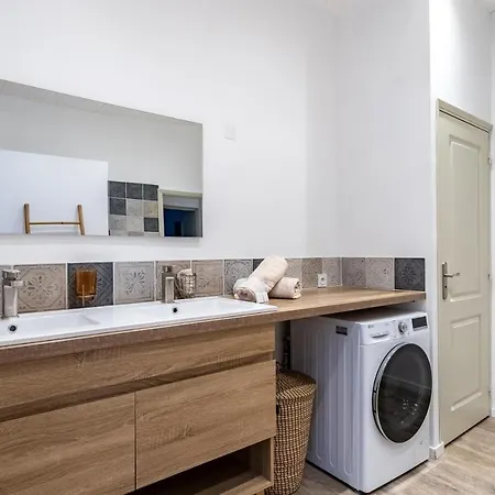 - 100m De La Gare Appartement